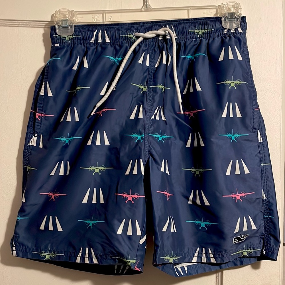 Vineyard vines bathing suit. Size small.